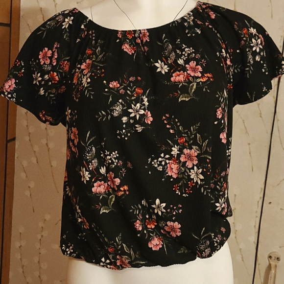 Floral shirt - Picture 1 of 5